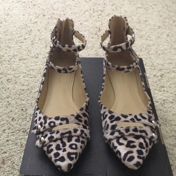 Marc Fisher Leopard Ankle Strap Flats - Picture 1 of 4